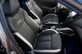 2013_hyundai_veloster_2dr-hatchback_base_i_oem_2_500